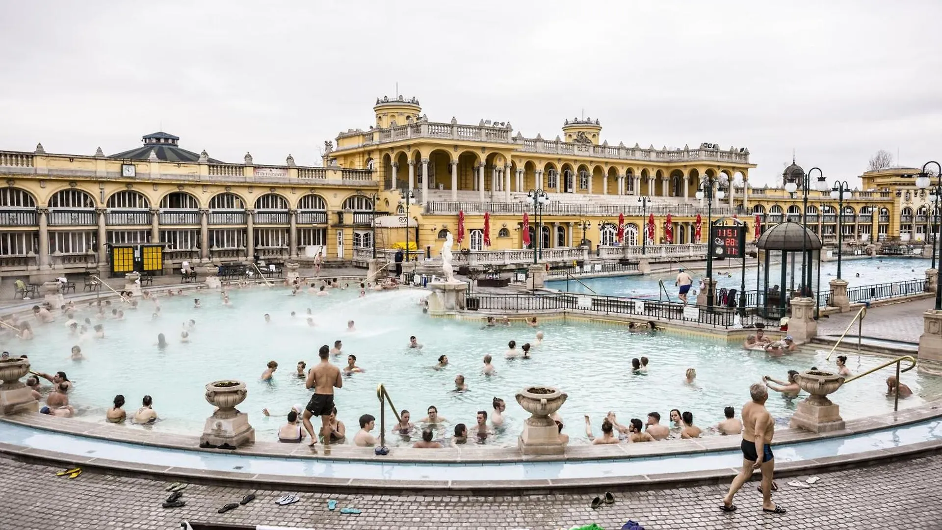Little Americas National Parks Apartments Budapest
